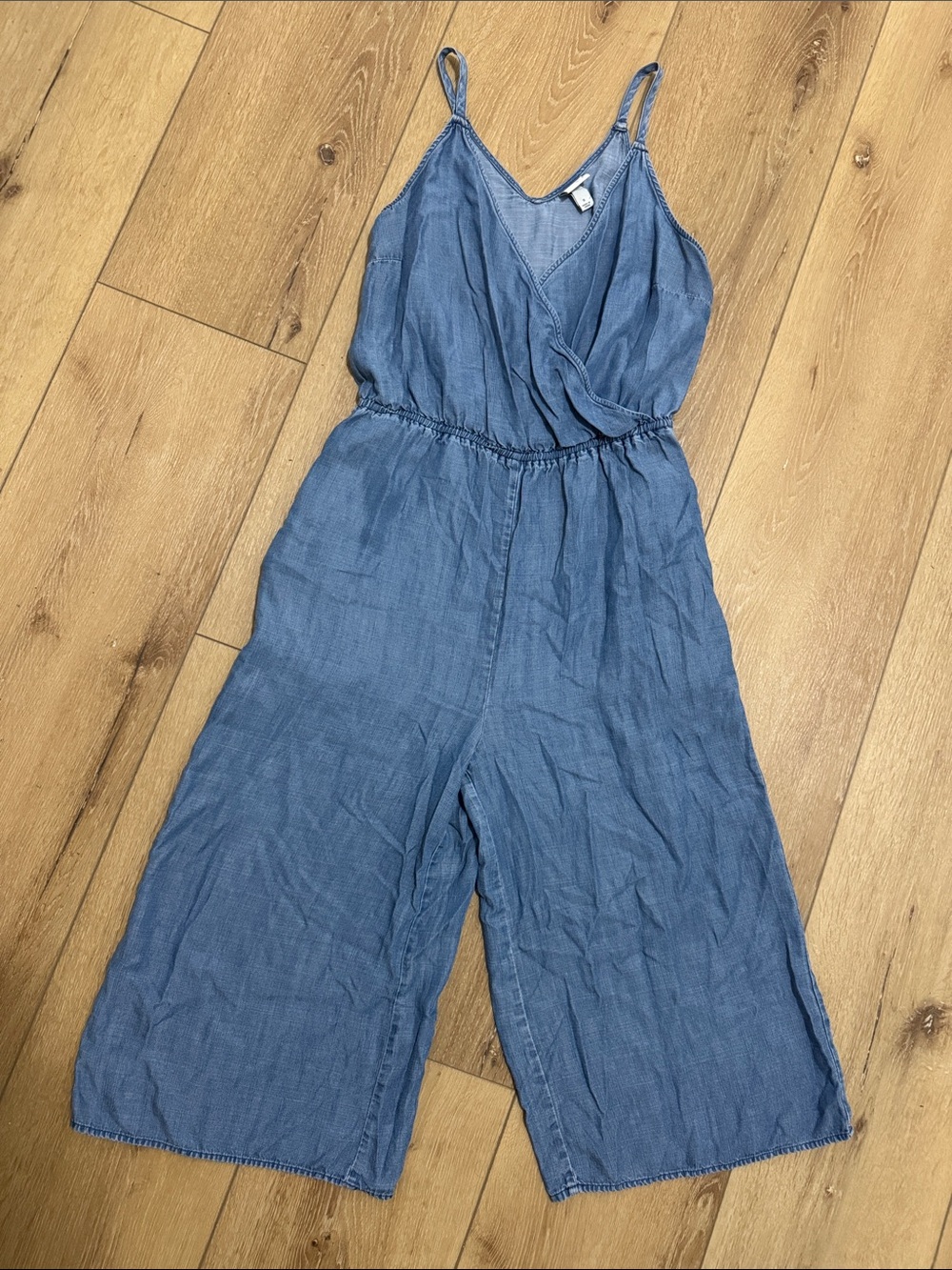 Sleeveless V-Neck Wide-Leg Jumpsuit in Denim Blue